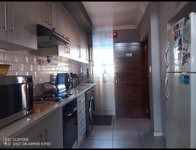 2 BEDROOM APARTMENT FOR SALE IN BOKSBURG EAST